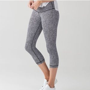 Lululemon Capri 21” Size 4